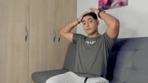 Alex  online show from April 17, 10:23 pm