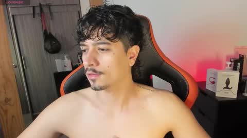 alexfloreszzz online show from September 15, 1:01 pm