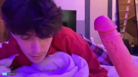 Sam online show from January 10, 5:13 pm