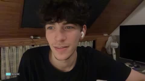 Sam online show from January 9, 8:44 pm