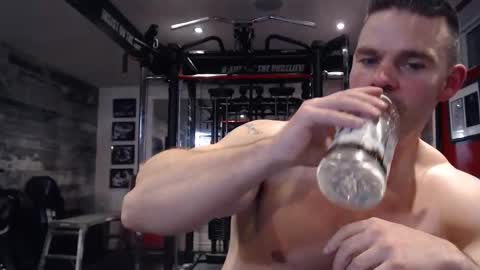 Alex online show from April 9, 1:14 am