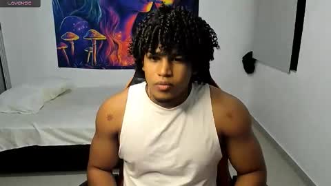 Snapshot of alexj_black chatting on October 6, 11:26 am ALEXJ BLACK online show from October 6, 11:26 am