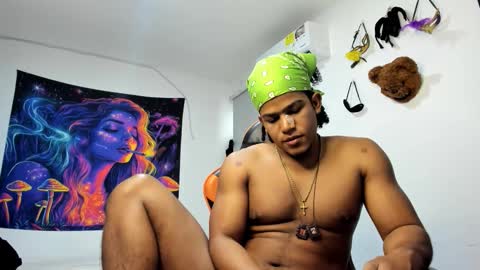 Snapshot of alexj_black chatting on October 11, 3:49 pm ALEXJ BLACK online show from October 11, 3:49 pm