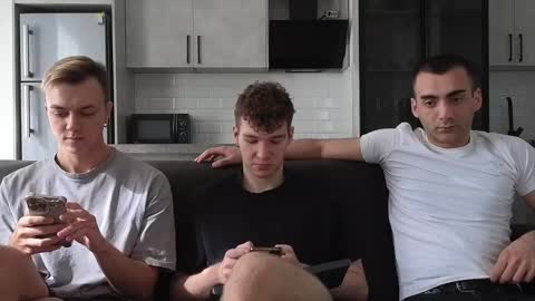 AlexDimaIgor online show from February 13, 8:42 am