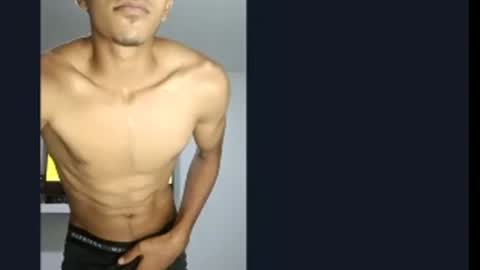 My name is Andrs and Im 18 years old. online show from August 5, 6:57 pm