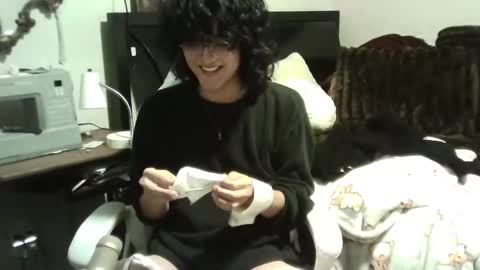 Sweetener online show from October 29, 2:14 am