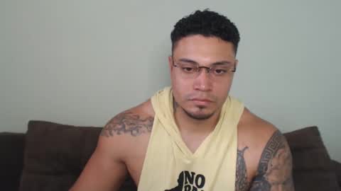 allen_ferrer10 online show from February 13, 8:47 pm