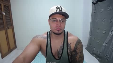 allen_ferrer10 online show from January 10, 9:02 am