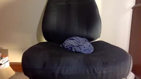 Snapshot of alongwhitedick chatting on September 26, 7:55 pm ALongwhitedick online show from September 26, 7:55 pm