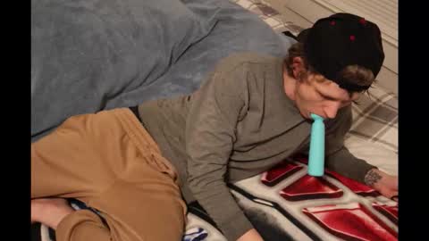 ALongwhitedick online show from February 1, 6:34 am