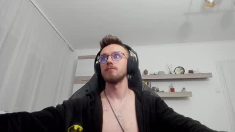 Andi online show from November 13, 6:56 pm