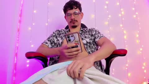 Mark Shiall online show from January 5, 7:39 pm