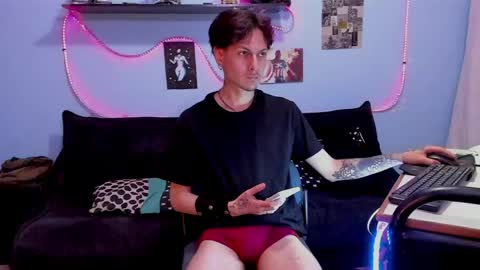 Dioniso online show from April 21, 8:48 pm