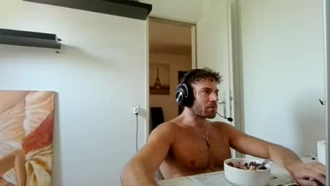 alphah_hunk online show from June 29, 10:37 am