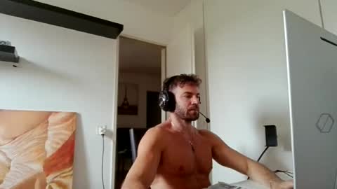 alphah_hunk online show from July 19, 9:26 am