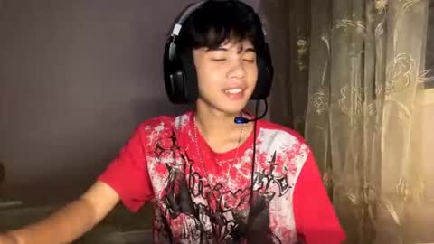 alt_femboy online show from June 15, 6:11 pm