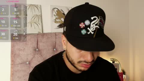 Amadeo Wild online show from April 12, 3:53 am