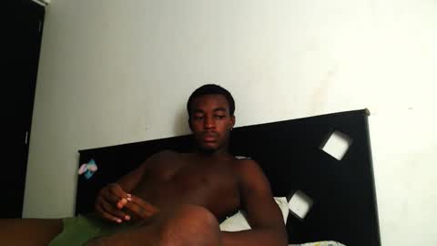 Snapshot of ambartxsex chatting on October 19, 3:48 pm ambartxsex online show from October 19, 3:48 pm