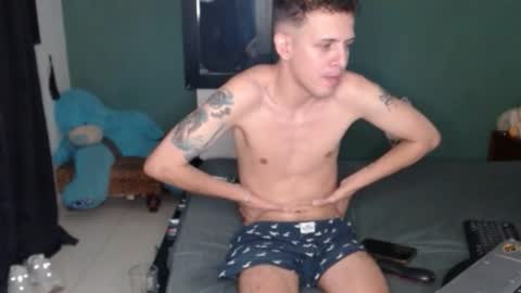 Snapshot of americanbig_dick chatting on October 16, 3:03 am Lucian online show from October 16, 3:03 am