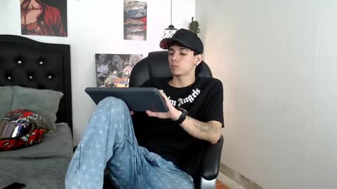 amethystshadow online show from May 27, 4:20 am