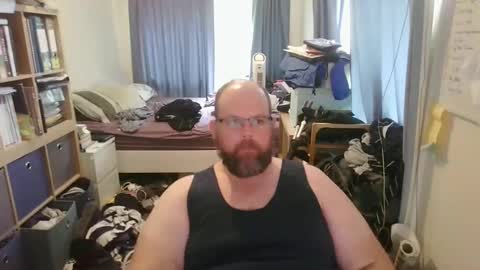 Snapshot of amf_1982 chatting on February 3, 12:36 am Andy online show from February 3, 12:36 am
