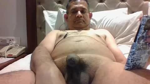 amimonalisa online show from December 3, 6:25 pm