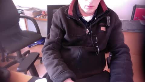 Snapshot of amor2200 chatting on February 7, 1:43 pm Amor2200 online show from February 7, 1:43 pm