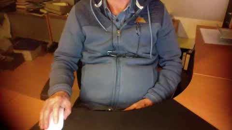 Amor2200 online show from October 28, 8:00 pm