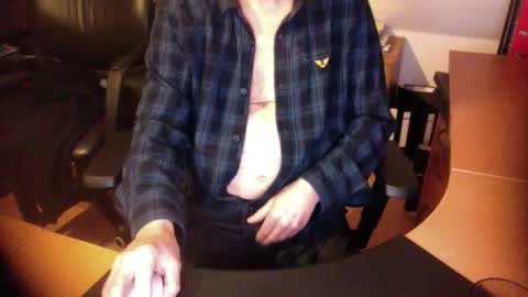 Snapshot of amor2200 chatting on February 14, 7:12 pm Amor2200 online show from February 14, 7:12 pm