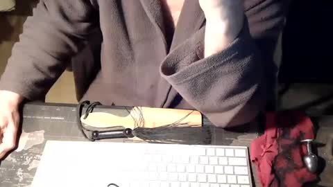 Snapshot of amslave4f chatting on February 12, 7:13 am amslave4f online show from February 12, 7:13 am