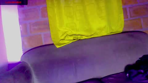 Snapshot of anaconda_94 chatting on December 6, 12:12 am anaconda_94 online show from December 6, 12:12 am