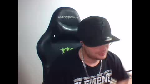 anarchyy1994 online show from April 14, 10:26 am