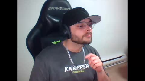 anarchyy1994 online show from April 6, 7:09 am