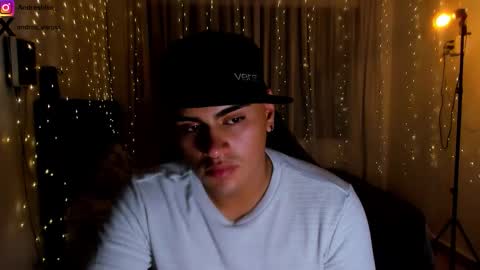 andres online show from September 15, 2:03 am