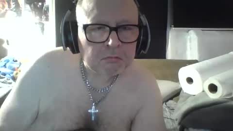 anderso19744 online show from February 10, 2:05 am