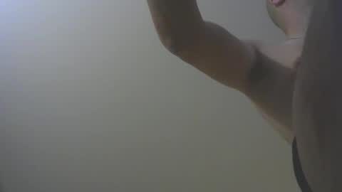 Snapshot of andi33c chatting on December 13, 10:51 am Andy online show from December 13, 10:51 am