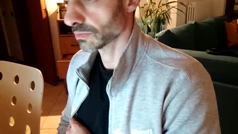 andrea_feetlover online show from April 9, 7:09 pm