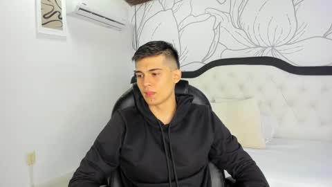 andres online show from March 8, 2:21 am