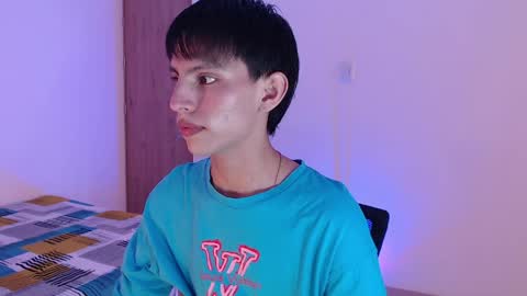 Andrew Courtz online show from April 4, 7:55 pm