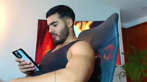 Snapshot of andrew_west_ chatting on February 27, 11:52 am ANDREW WEST online show from February 27, 11:52 am