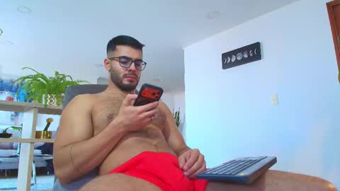 ANDREW WEST online show from November 16, 1:46 pm