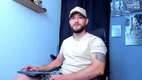 Andrew Diaz online show from November 30, 9:11 am