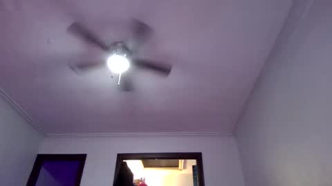 andrewgennie online show from March 31, 2:35 am