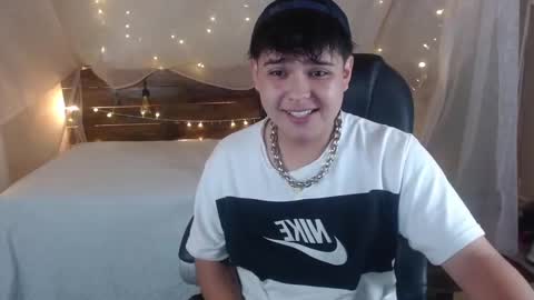 ANDREW online show from December 9, 12:31 pm