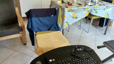 androx77 online show from April 8, 10:36 am