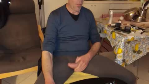 androx77 online show from March 22, 9:53 pm