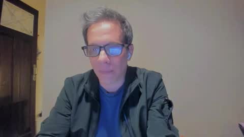 Snapshot of andy0pandi chatting on January 26, 3:27 am Andrew online show from January 26, 3:27 am