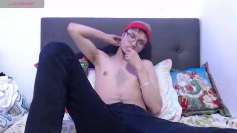 Snapshot of andy_bunny_lover chatting on December 20, 1:36 am ANDY online show from December 20, 1:36 am