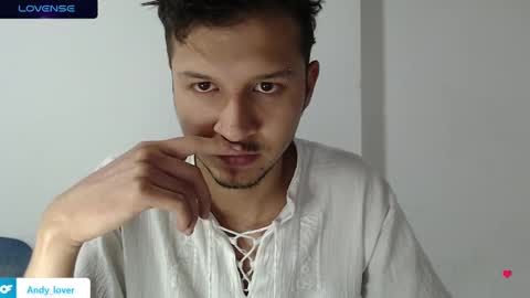 Snapshot of andy_bunny_lover chatting on February 19, 1:40 am ANDY online show from February 19, 1:40 am