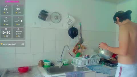 Snapshot of andy_gray01 chatting on February 6, 6:24 pm Andy Gray online show from February 6, 6:24 pm